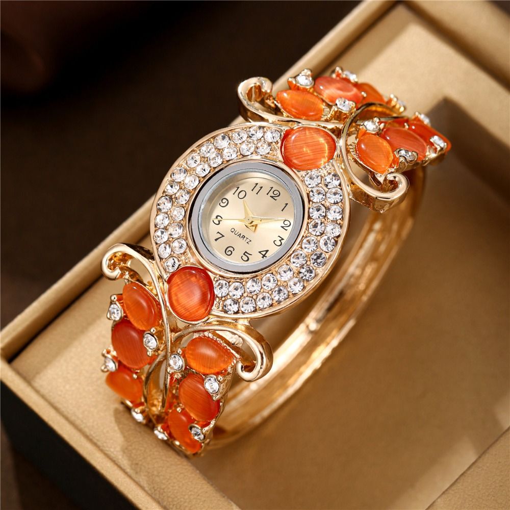 Vintage Fashion Week - Rich In Flowers Vintage Watch Round