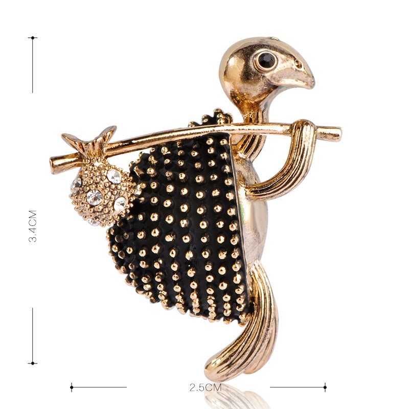 Vintage Style Walking Tortoise - Vintage Fashion Fabrics ulasan dan harga