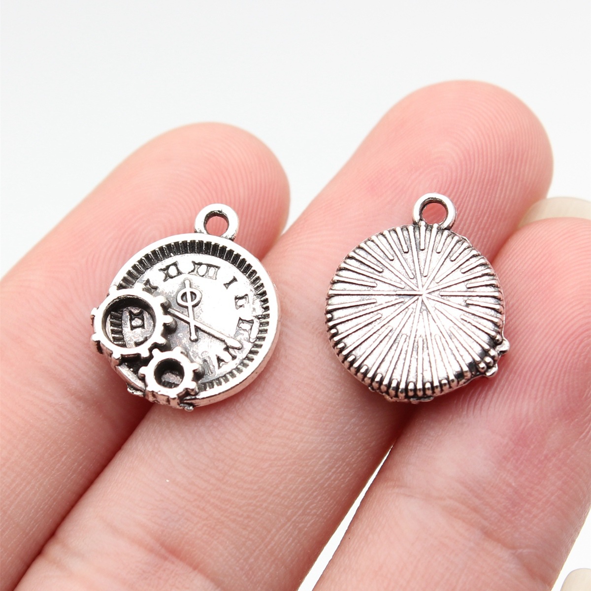 WYSIWYG 10pcs 16x14mm 2 Colors - Vintage Fashion Blog ulasan dan harga