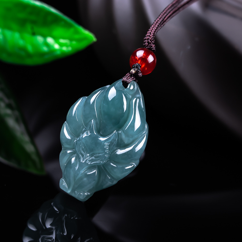 Natural Burmese Jadeite Fox Pe - Vintage Fashion Blog ulasan dan harga