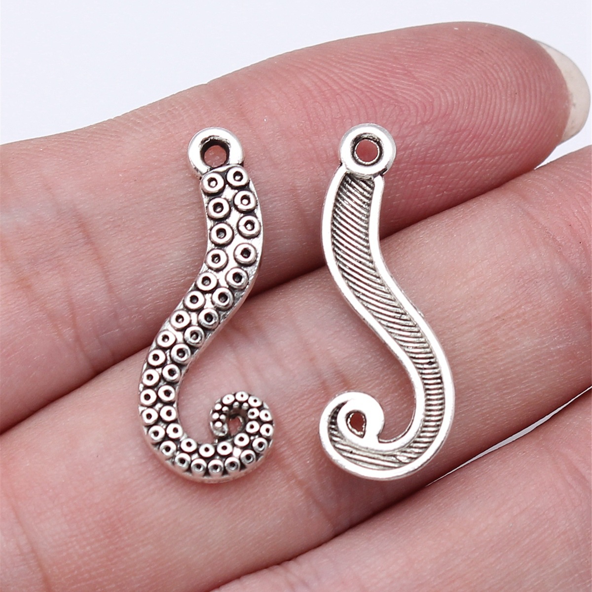WYSIWYG 20pcs 26x10mm 4 Colors - Vintage Fashion Blog ulasan dan harga